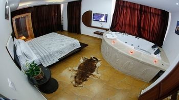Готель Bouery Kfar Yassine Екстер'єр фото